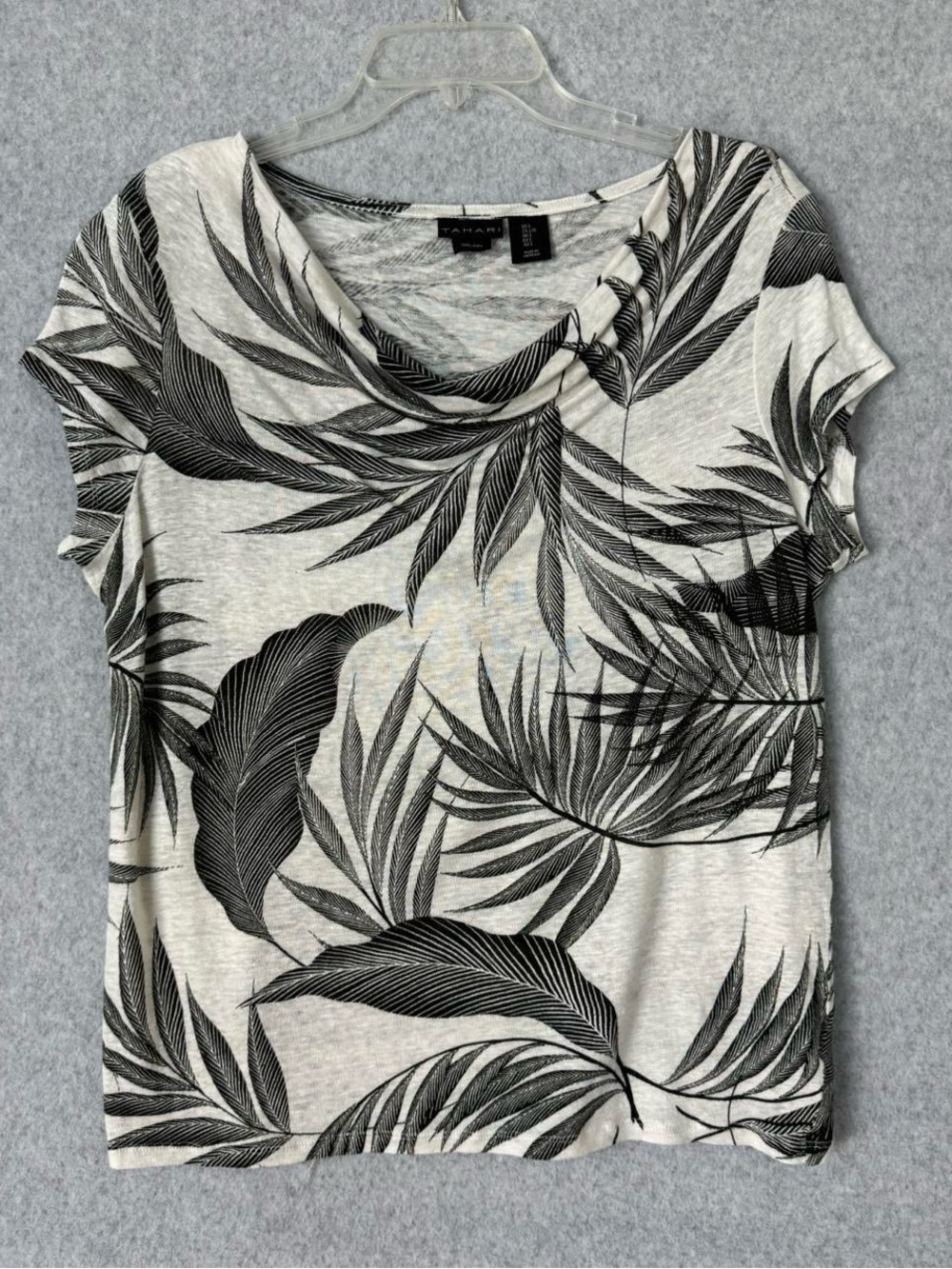 Tahari Linen Short Sleeve T-Shirt Womens Size L Blue Green Black White Lot of 2 - Picture 2 of 16